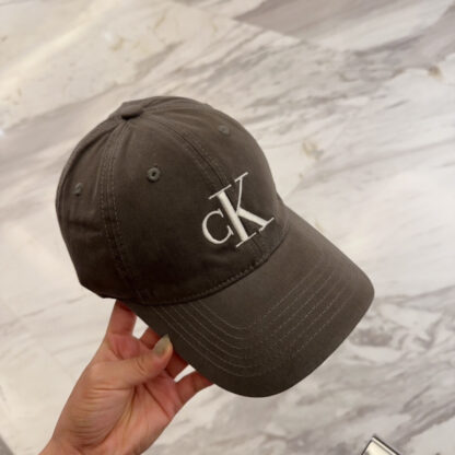 Calvin Kleinf washed denim series, casual and versatile baseball cap - Image 7