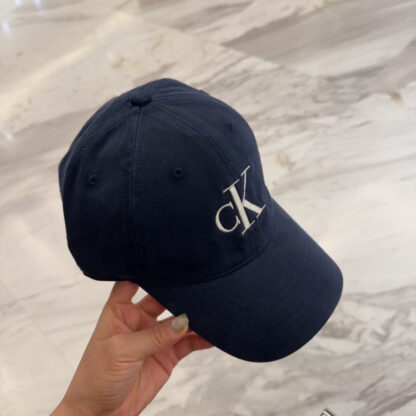 Calvin Kleinf washed denim series, casual and versatile baseball cap - Image 7
