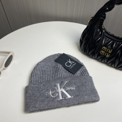 Calvin Kleinf fine wool knitted single hat - Image 7