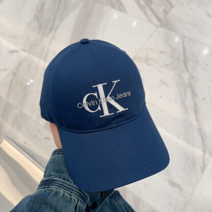 Calvin Kleinf casual all-match baseball cap - Image 7