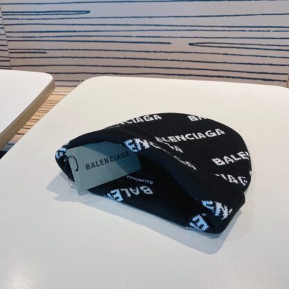 Balenciaga autumn and winter new letter warm knitted hat - Image 7