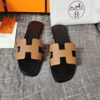 Hermes black and brown handmade slippers - Image 7