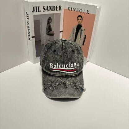 Balenciaga Korean version of British casual custom baseball cap - Image 7