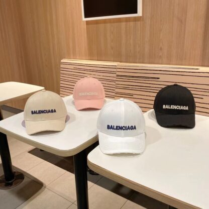 Balenciaga classic high-end atmospheric baseball cap - Image 7