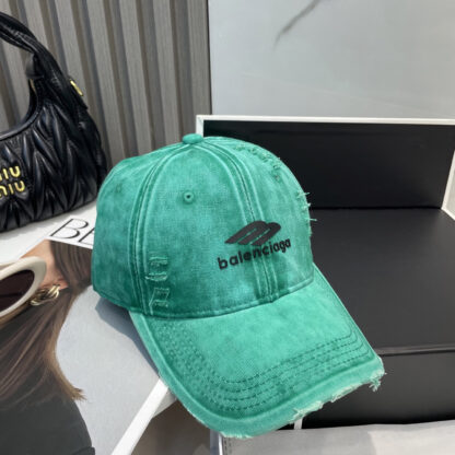 Balenciaga Spring New Hole Casual Baseball Cap - Image 7