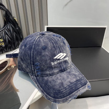 Balenciaga spring new hole casual baseball cap - Image 7