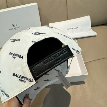 Balenciaga classic lightweight breathable baseball cap - Image 7