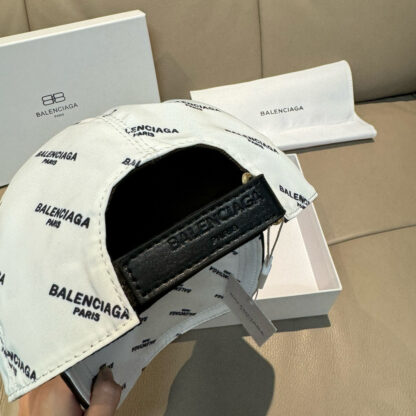 Balenciaga classic lightweight breathable baseball cap - Image 7