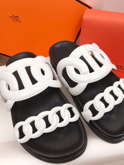 Hermès white spring and summer new charm slippers - Image 7