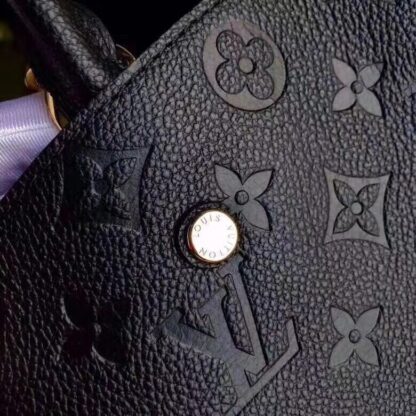 Louis Vuitton Montaigne Medium Handbag - Image 7