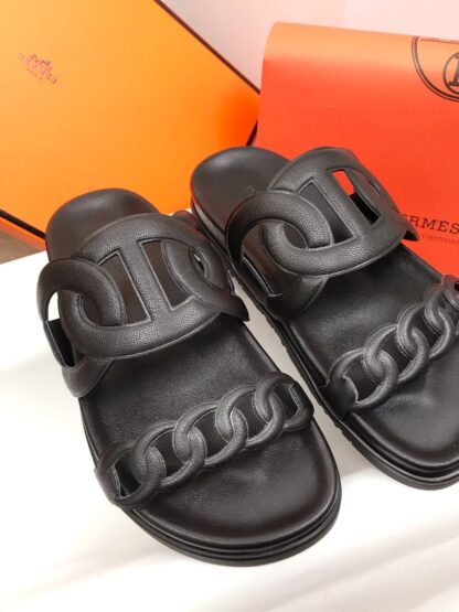 Hermès black new spring and summer charm slippers - Image 7