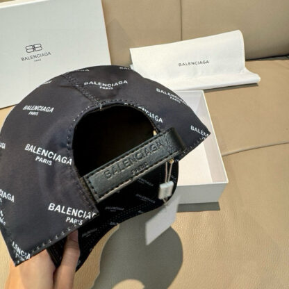 Balenciaga Classic Lightweight Breathable Baseball Cap - Image 7