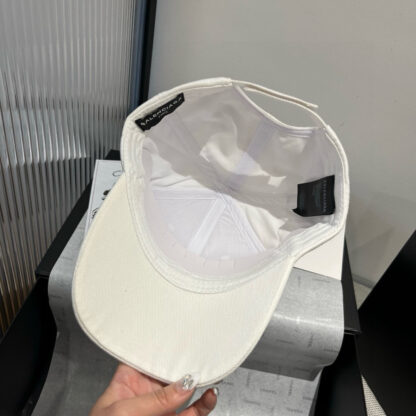Balenciaga baseball cap - Image 7