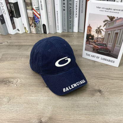 Balenciaga classic soft top casual face-showing couple baseball cap - Image 7