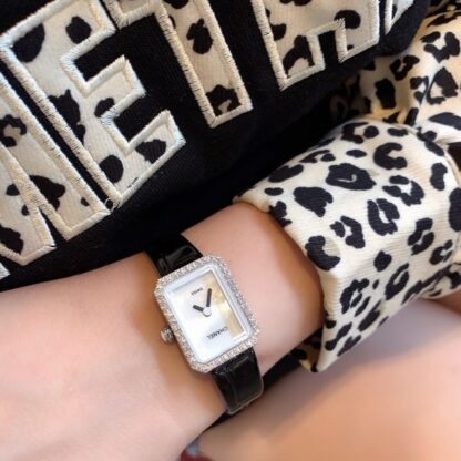 Chanel Classic Sugar Cube Women's Watch - Image 8