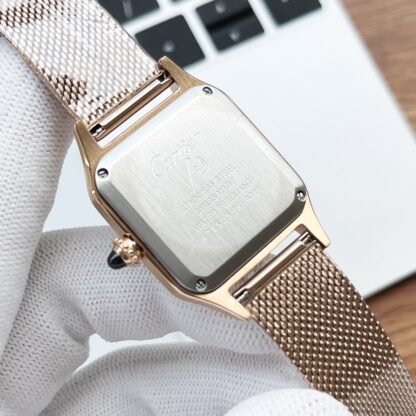 Chanel European and American fashion British style watch - Image 8