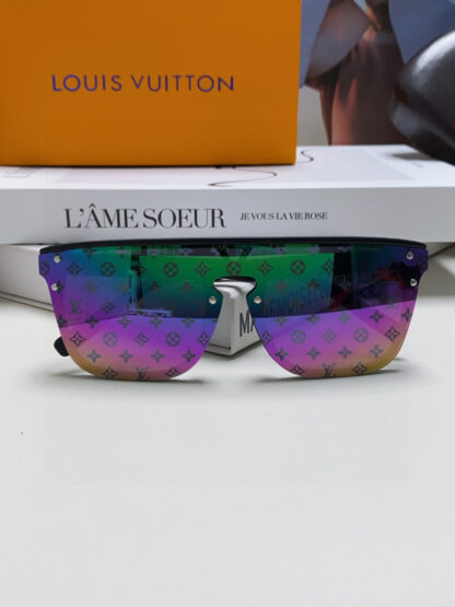 LOUIS VUITTON Fashion Sunglasses - Image 8