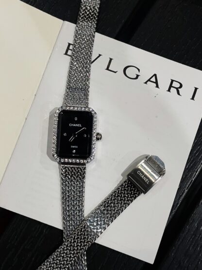 Chanel Vintage Sugar Cube Women's Watch - Image 8