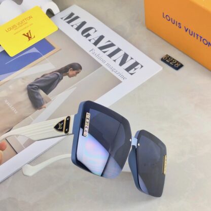 LOUIS VUITTON Fashion Sunglasses - Image 8