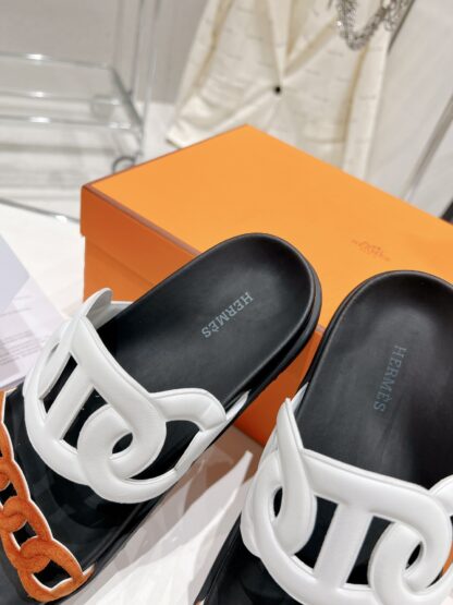 Hermes white brown spring and summer new leather slippers - Image 7
