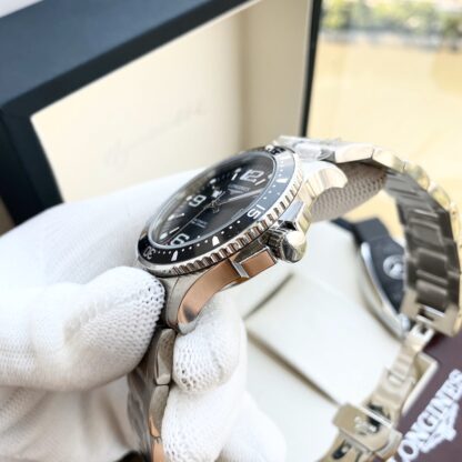 Longines Conquest series men's watch - Image 8