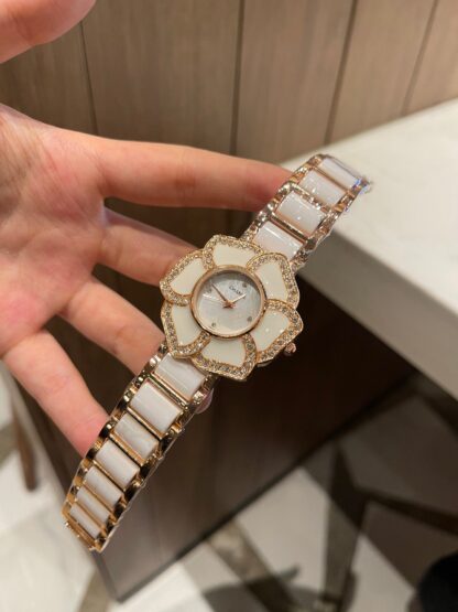 Chanel Petal Diamond Ring Temperament Women's Watch - Image 8