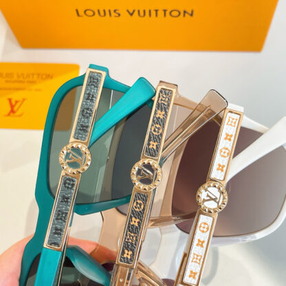 LOUIS VUITTON Fashion Sunglasses - Image 8