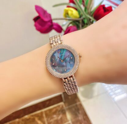 Armani elegant and exquisite watch - Image 7