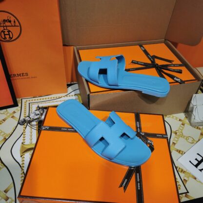 Hermès glazed blue handmade slippers - Image 7