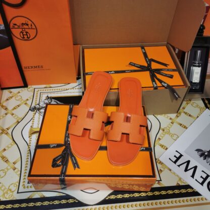 Hermès Orange Palm Print Handmade Slippers - Image 7