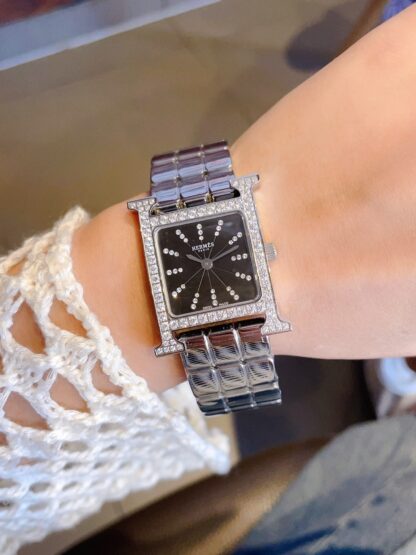 Hermes Square Dial Fashionable Temperament Watch - Image 6