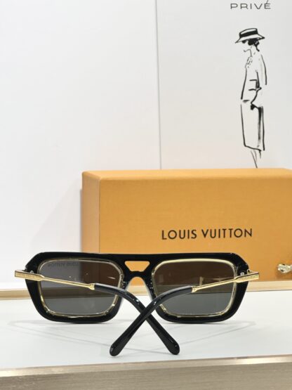 LOUIS VUITTON Fashion Sunglasses - Image 8