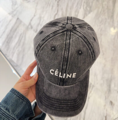 Celine best-selling baseball cap - Image 7