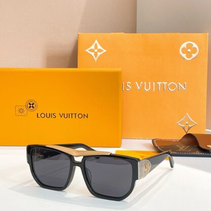 LOUIS VUITTON Fashion Sunglasses - Image 8