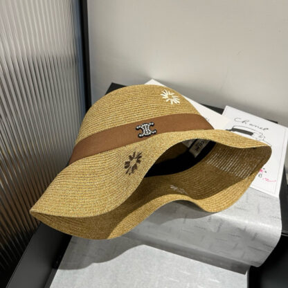 Celine hand-crocheted flower straw hat - Image 7