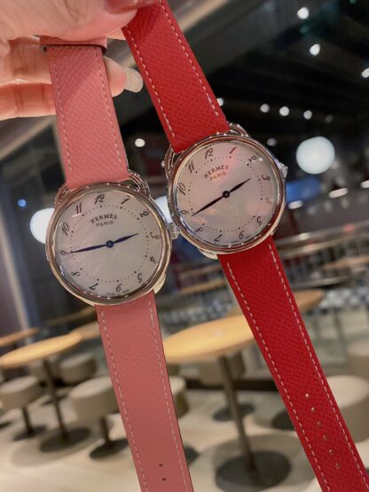 Hermes stylish quartz watch - Image 5
