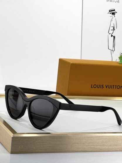 LOUIS VUITTON Fashion Sunglasses - Image 8