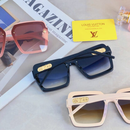 LOUIS VUITTON Fashion Sunglasses - Image 8