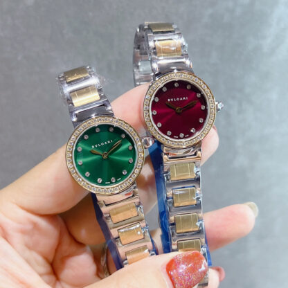 Bulgari classic yet stylish women's watch - Image 7