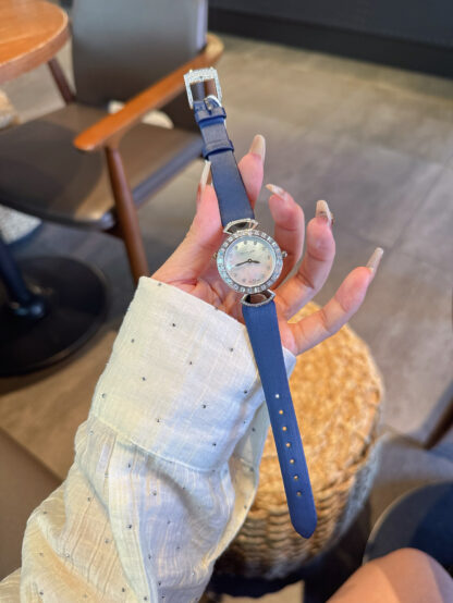Bulgari luxury soft wrist watch - Image 6