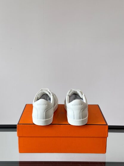 Hermes white high-end men's low-top thick-soled casual sports shoes - Image 7
