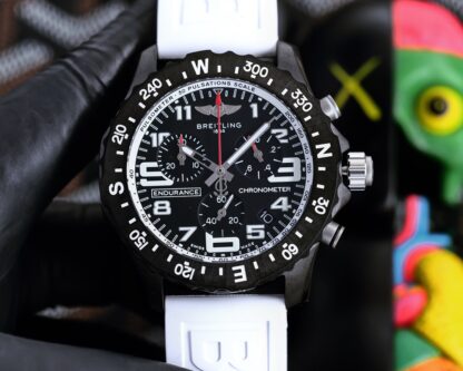 Breitling's ideal luxury sports watch - Image 7