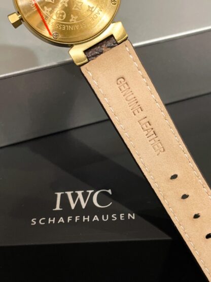 Louis Vuitton TAMBOUR SLIM full range of watches - Image 7