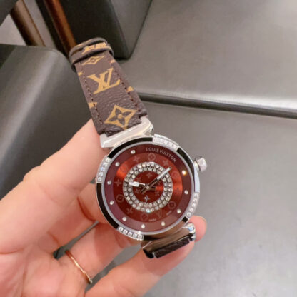 Louis Vuitton's versatile fashion watches - Image 7