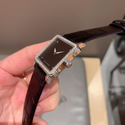 Louis Vuitton Cowhide Quartz Watch - Image 7