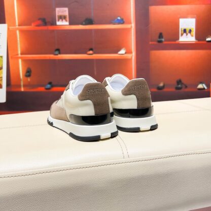 Hermès Paris catwalk model simple classic beige brown casual shoes - Image 7