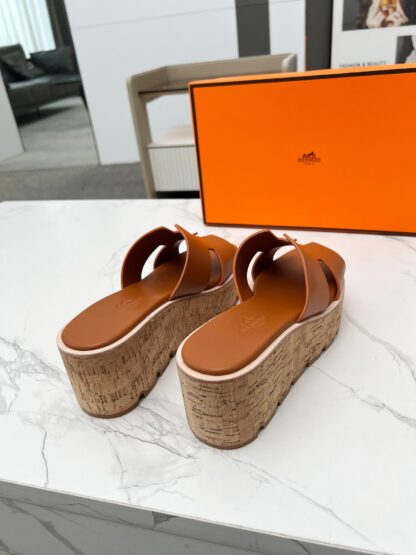 Hermès early spring new brown pure handmade thick-soled platform slippers - Image 6
