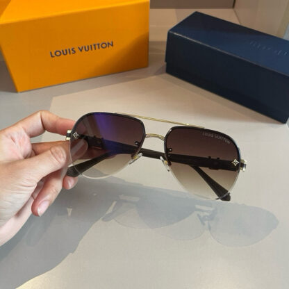 LOUIS VUITTON Fashion Sunglasses - Image 8