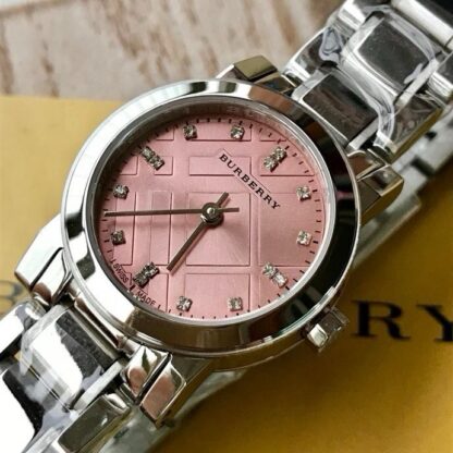 Burberry Exquisite Elegant Fashion Quartz Women's Watch - Image 7