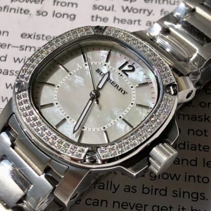 Burberry Quartz Women's Watch - Image 7